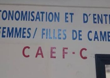 Clouture du mois de la femme: à la rencontre de la directrice du CAEF-C de Cameroun qui envoi un message à la gente féminine 