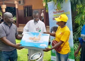 Caravane de santé/ Société Fouani et Frères : Don de matériels médicaux et de kits alimentaires à Coyah et Dubréka.