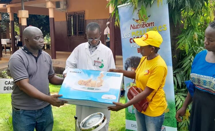 Caravane de santé/ Société Fouani et Frères : Don de matériels médicaux et de kits alimentaires à Coyah et Dubréka.