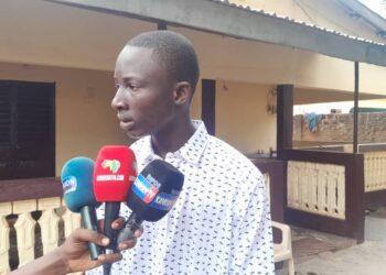Kankan : A la rencontre de Mamady Traoré, 1er de la région au BEPC.