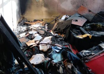 Kankan: une maison de 4 chambres et salon partis en fumée par un incendie.