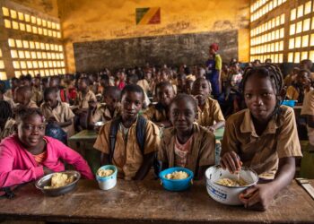 Éducation Afrique : 87 millions d’enfants bénéficient d’alimentation scolaire.