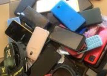 Kankan : plus de 30 téléphones saisies et des surveillants renvoyés au compte de cette première journée du baccalauréat unique session 2024-2025