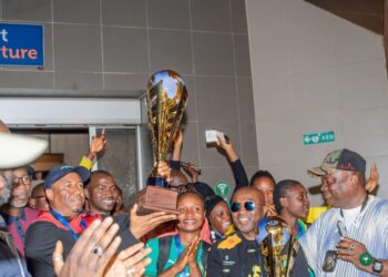 Sport : Championnes du monde U17 et U19 : accueil triomphal à Conakry