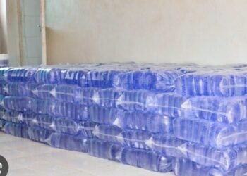 Sachets plastiques d&rsquo;eau autorisés temporairement en Guinée